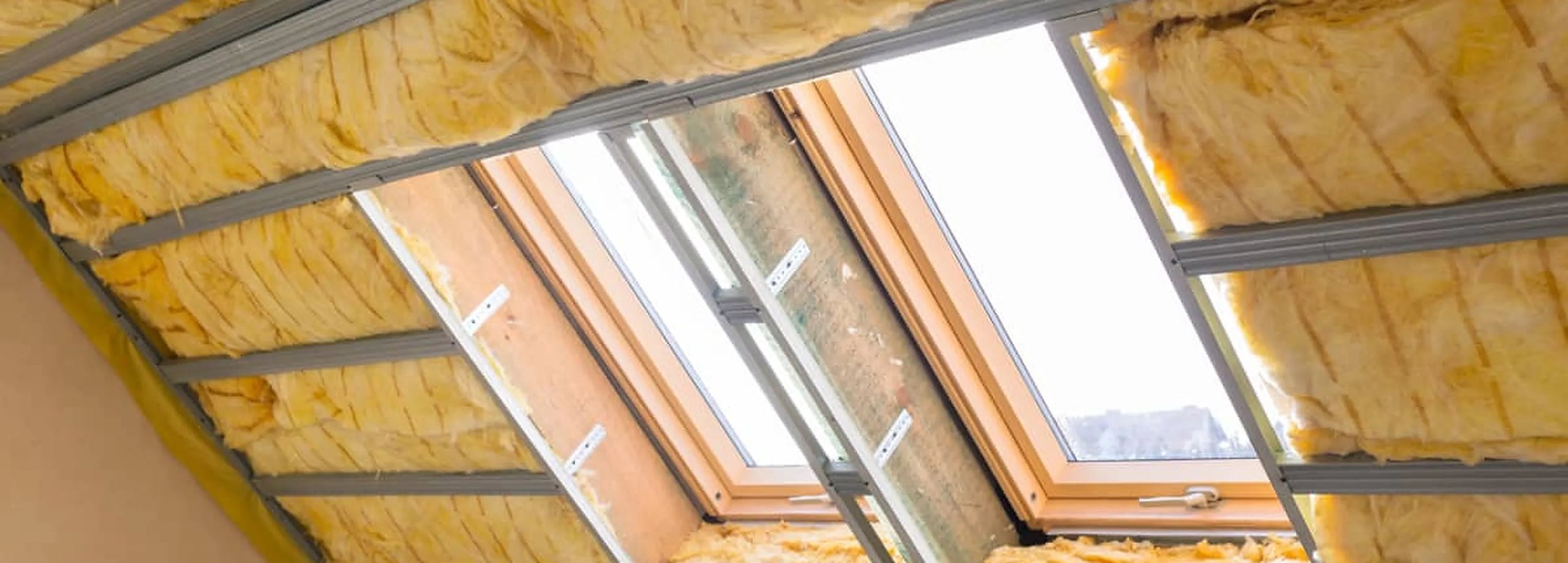 Insonorizar el techo de una habitación en 6 sencillos pasos