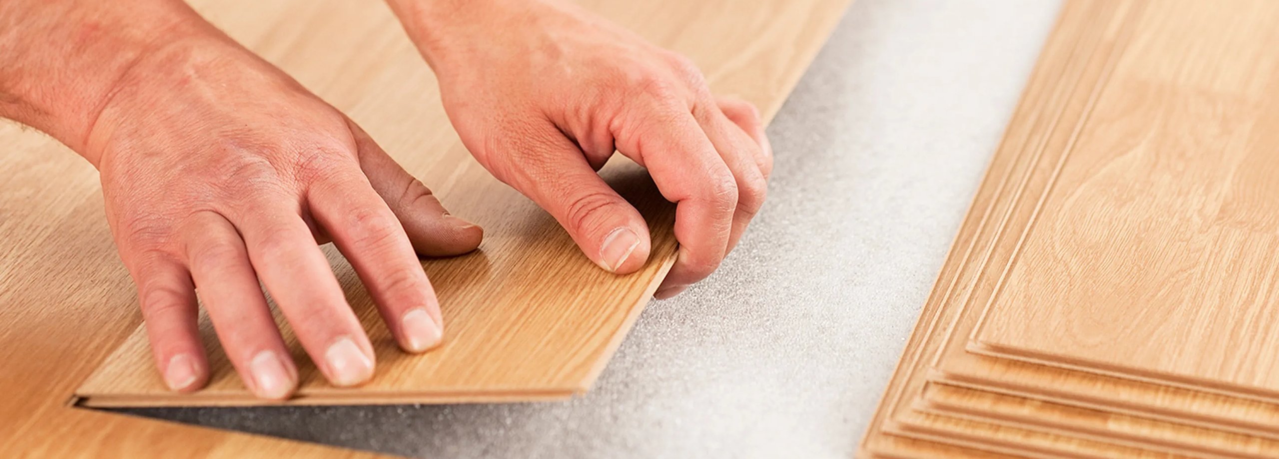 ¿Cómo poner suelo laminado? Guía y consejos para colocarlo