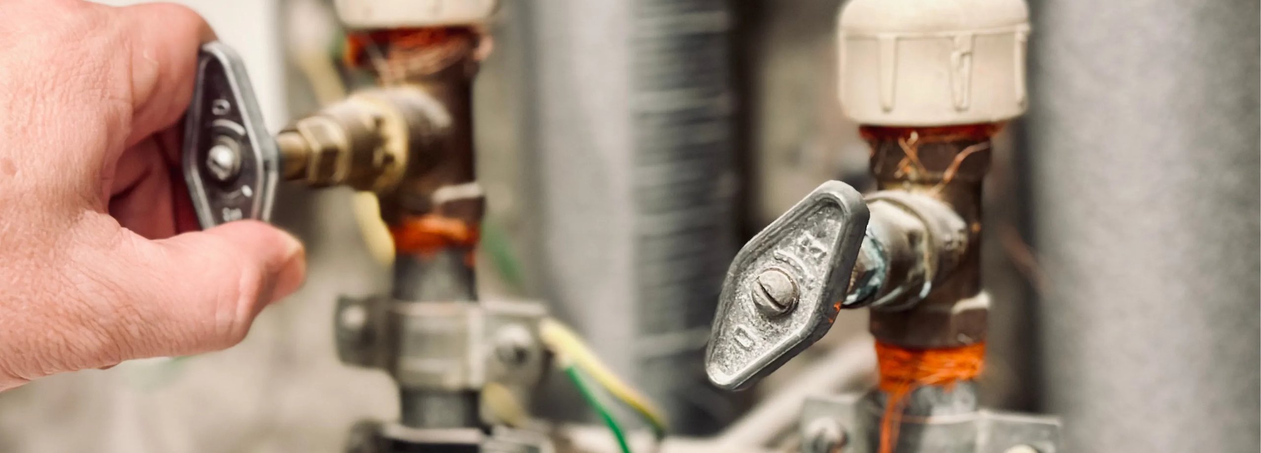Cómo cambiar la llave de paso y ahorrar en reparaciones