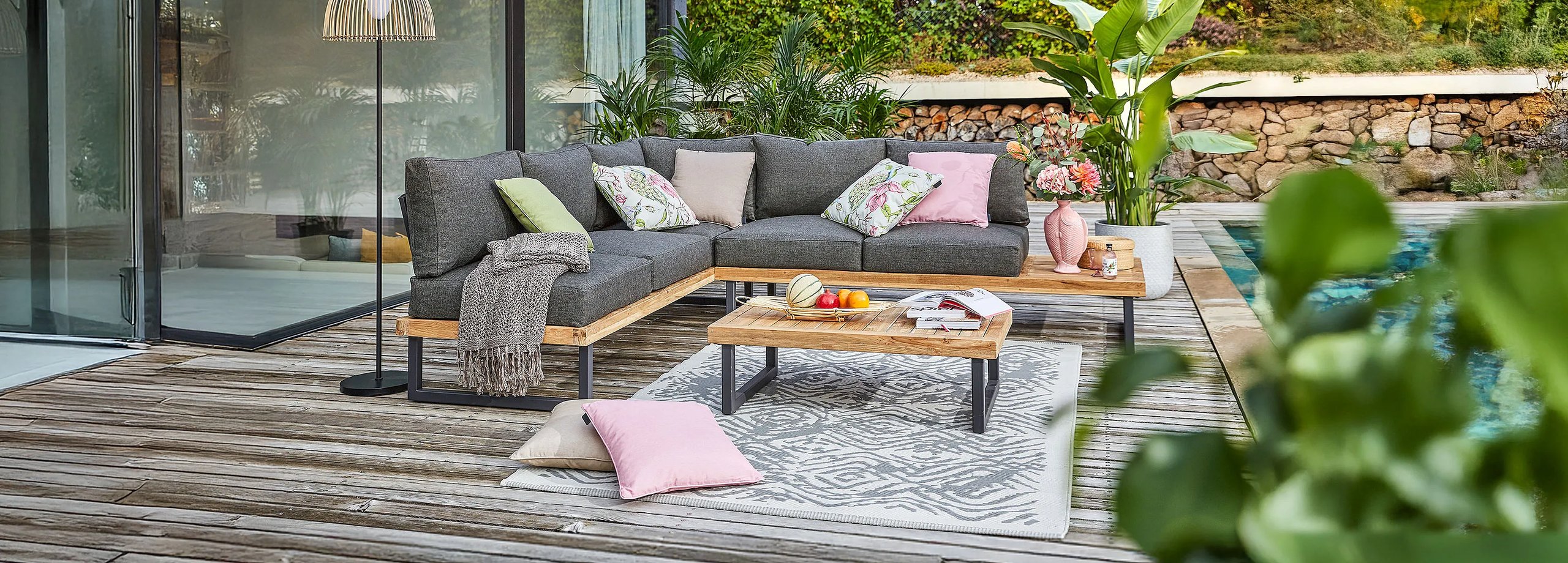 Stilvolle Balkon- & Terrassengestaltung
