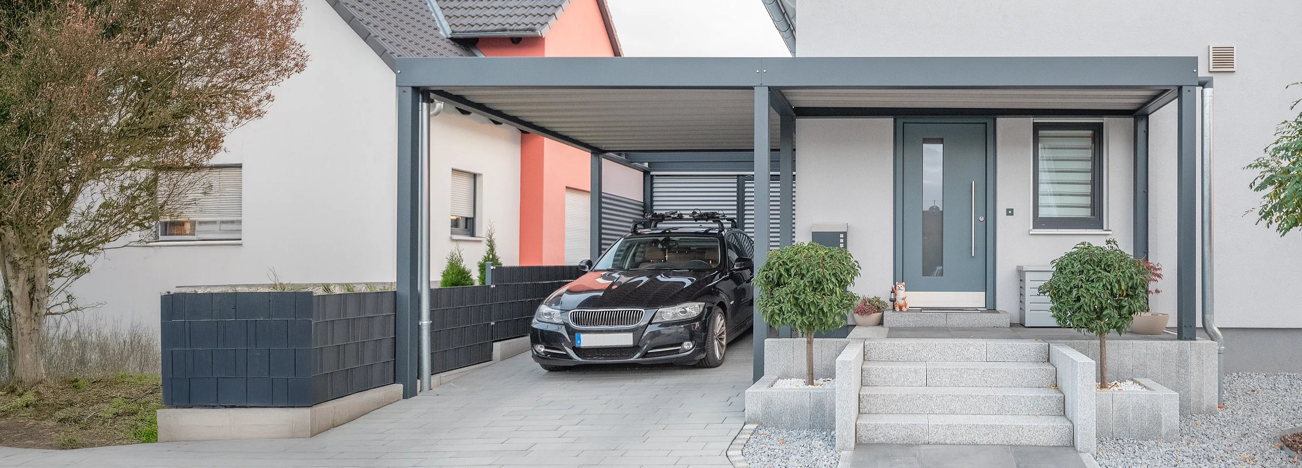 Carport & Garage