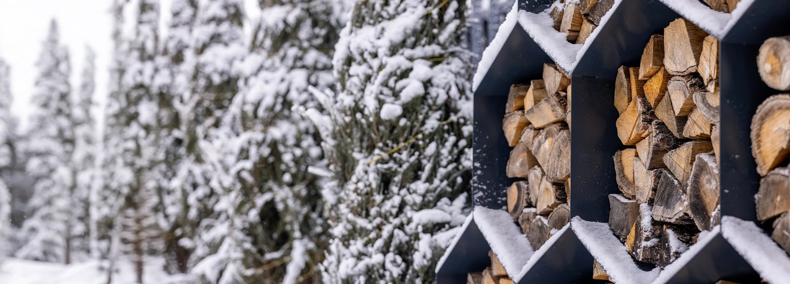Holz im Garten lagern