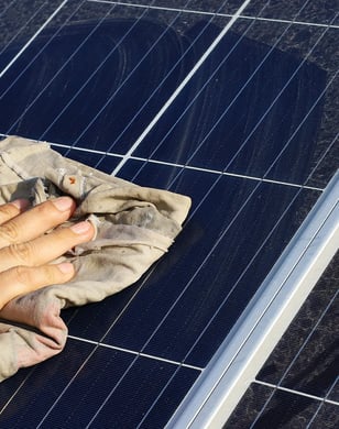 BAUHAUS Solaranlage reinigen