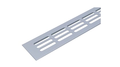 Eine grau lackierte Metallschiene mit länglichen Aussparungen. Optimal für Regalsysteme und Wandmontage.