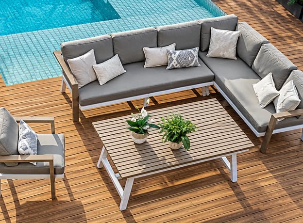 MONTAJE DE MUEBLES DE JARDÍN