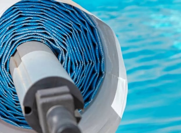 El coste de climatizar una piscina