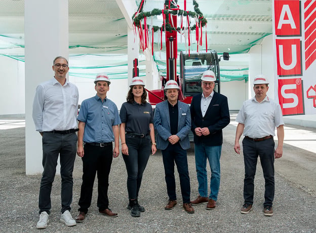 BAUHAUS Nagold feiert Richtfest: Doppelte Fläche für Werkstatt, Haus und Garten