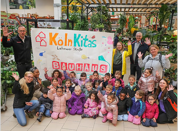 BAUHAUS unterstützt 40 Kölner Kitas mit Hochbeeten und Pflanzen