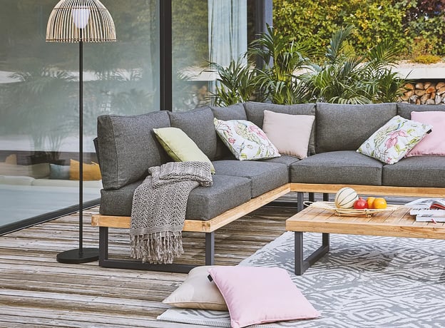 Terrasse im klassischen und modernen Stil