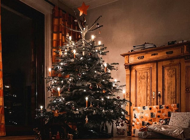 Advent, Advent, der Weihnachtsbaum brennt!
