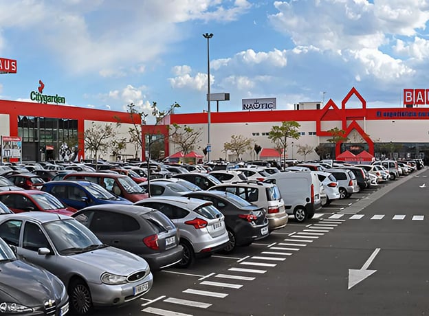 Wiedereröffnung nach Flutkatastrophe: BAUHAUS Valencia-Alfafar nimmt Betrieb wieder auf