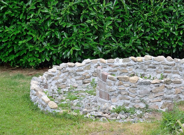 Kräuterspirale selbst bauen