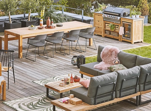 Terrassengestaltung mit den richtigen Gartenmöbeln