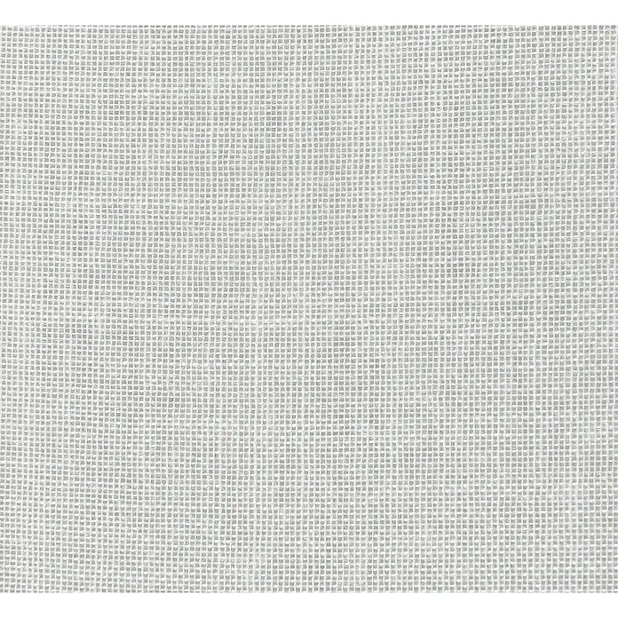 Elbersdrucke Vorhang SpumeOffwhite, 300 x 200 cm, 100% Polyester - Nahaufnahme eines Stücks weißer Gaze, das ein zartes, transparentes und feinmaschiges Textilgewebe zeigt.