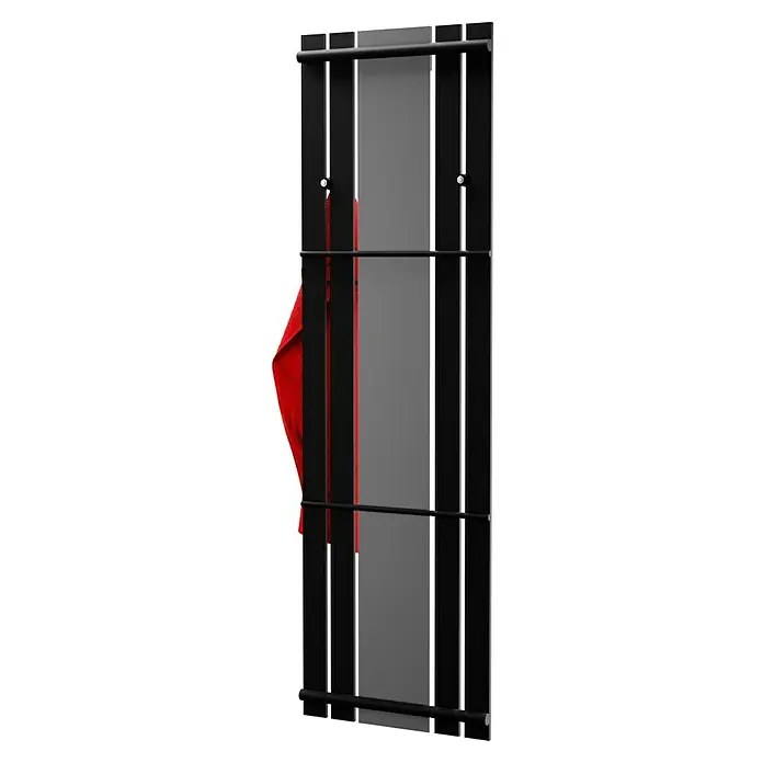 Bäderwelt Designheizkörper Tokio - B x H: 550 x 1.800 mm, Anthrazit - Ein Garderobenständer mit einer roten Jacke darauf. Der Ständer ist schwarz und grau mit schwarzen Stangen.