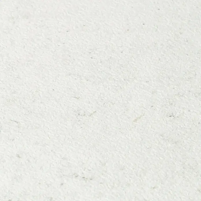 Rasch Vliestapete Beton - Weiß, Betonoptik, 10,05 x 0,53 m - Feine, unebene, weiße Textur, ideal als subtiler Hintergrund für Produkte, die eine schlichte und elegante Präsentation erfordern.