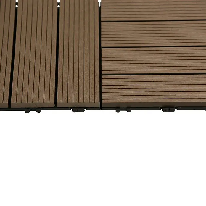 Dioco Loseta con sistema click - WPC, 50 x 50 x 2,5 cm, 1 ud., Marrón - Primer plano de baldosas de terraza acanaladas marrones, adecuadas para crear un espacio exterior moderno.