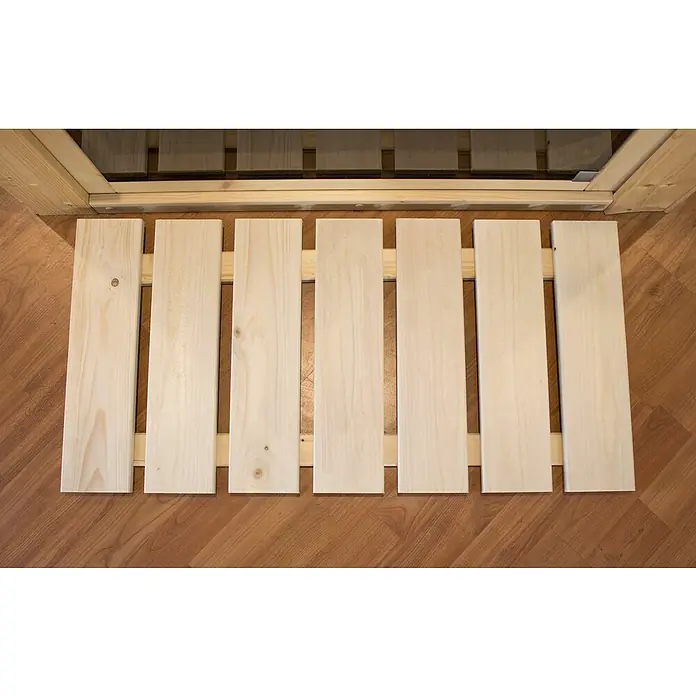 Karibu Bodenrost Premium - 38 x 77 cm, Espenholz - Ansicht von Holzlattenrost. Die Holzlatten sind mit Rahmen für ein Bett verbunden und bieten eine stabile Unterlage für Matratze.