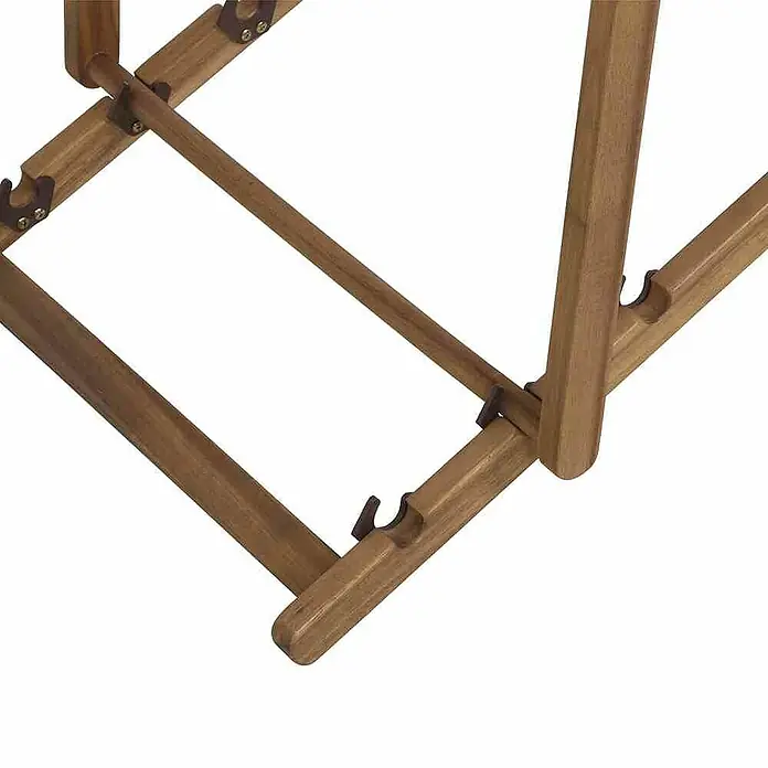 Siena Garden Garten-Liegestuhl Aviro - Ecru - Detailaufnahme eines braunen Holzliegenrahmens, der die Konstruktion und das Material des Produkts hervorhebt.