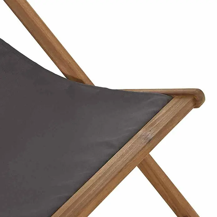 Siena Garden Garten-Liegestuhl Aviro - Grün - Nahaufnahme eines modernen Liegestuhls aus Holz mit grauem Stoffbezug, der Komfort und Stil für den Außenbereich bietet.