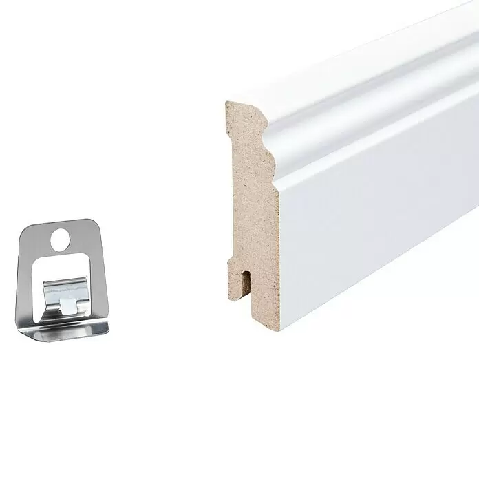 Sockelleiste - 244 x 1,8 x 7 cm, MDF, Profiliert - Weiße MDF-Fußleiste mit Metall-Befestigungsklammer.