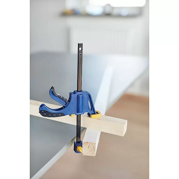 Rapid Einhandzwinge - Spannweite: 100 mm - Stimmungsaufnahme