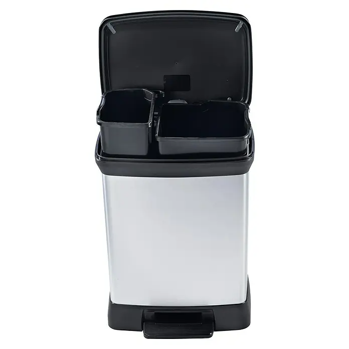 Keter Treteimer Deco Bin Metallics Duo - 30 l, Metall, Schwarz/Silber - Abfalltrenneimer mit zwei Fächern und Fußpedal. Der Eimer ist silberfarben und hat einen schwarzen Deckel und Boden.