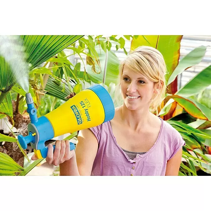 Gloria Drucksprühgerät Hobby 125 FLEX - 1,25 l, 360 ° Funktion - Anwendungsbeispiel