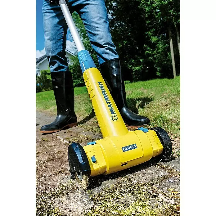 Gloria Fugenbürste - Passend für: Gloria Bodenreinigungsbürste MultiBrush & WeedBrush - Anwendungsbeispiel