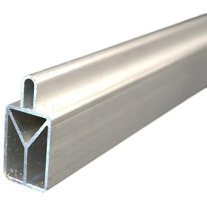 T & J Sichtschutzelement Wollbach - B x H: 175 x 180 cm, Anthrazit - Nahaufnahme eines Aluminiumprofils mit komplexer Form, das für verschiedene Konstruktionsanwendungen geeignet ist.