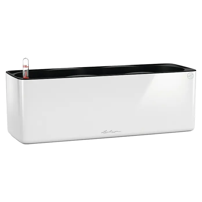 Lechuza Kräuterkasten Cube Glossy Triple - Außenmaß (L x B x H): 40 x 14 x 13,5 cm, Kunststoff, Weiß, Hochglänzend - Der Lechuza Balconera Pflanzkasten in Weiß ist ideal für Balkone. Er verfügt über ein integriertes Bewässerungssystem und ist aus hochwertigem Kunststoff gefertigt.