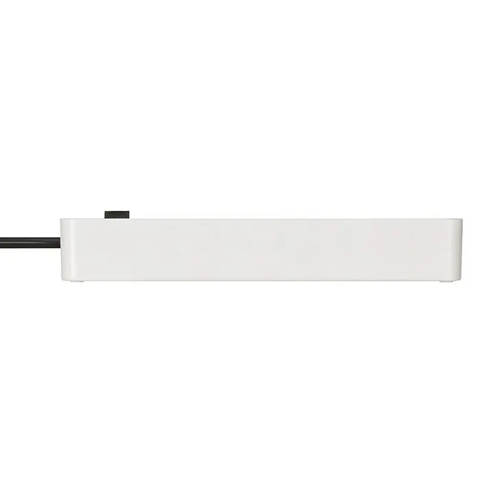Brennenstuhl Steckdosenleiste Ecolor - 4-fach, Schwarz/Weiß, Kabellänge: 1,5 m, IP20, Mit Schalter - Detailaufnahme eines weißen USB-Hubs mit schwarzem Kabel und kleinem Knopf, ideal für Computerzubehör.