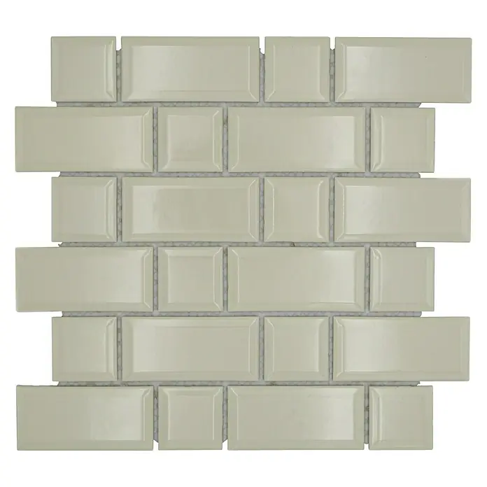 Mosaikfliese Metro Uni CG M10IM - 29,4 x 29,1 cm, Elfenbein, Glänzend - Beige Metrofliesen mit abgeschrägten Kanten und einem hellgrauen Fugenmörtel, perfekt für einen klassischen Look in Küche oder Bad.