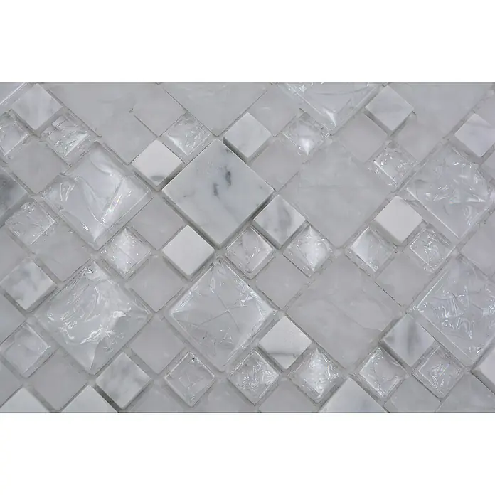 Mosaikfliese Crystal Mix XIC K1411 - 30,5 x 30,5 cm, Weiß/Grau, Glänzend - Dekoratives Mosaikfliesen-Design mit einer Mischung aus Marmor- und Glaselementen für ein elegantes und modernes Erscheinungsbild.