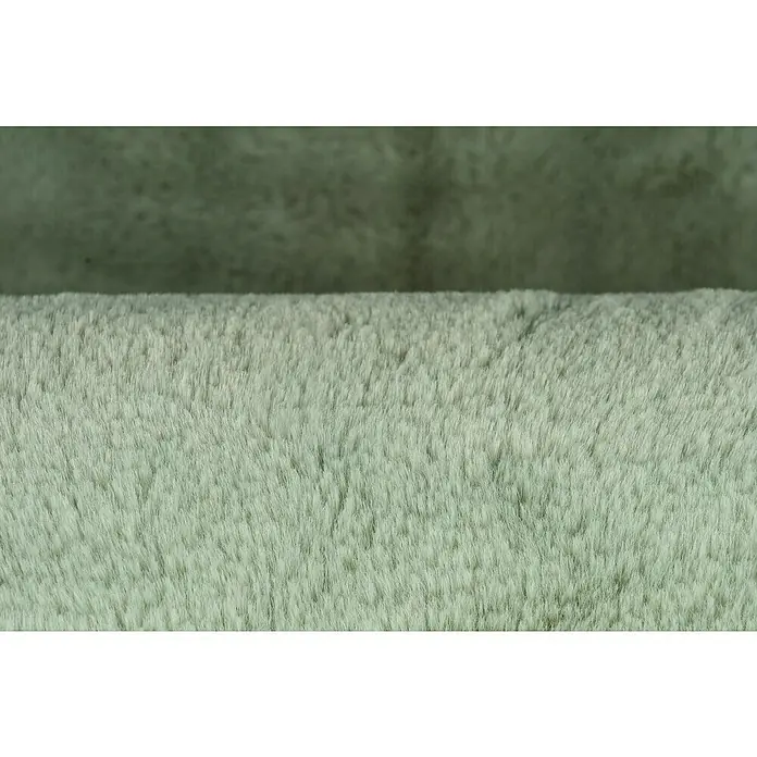 Fellteppich Happy - Jade, Durchmesser: 160 cm, 100 % Polyester (Flor) - Nahaufnahme von hellgrünem Kunstfellstoff, ideal für kuschelige Projekte und Textilien. Die weiche Textur lädt zum Anfassen ein.