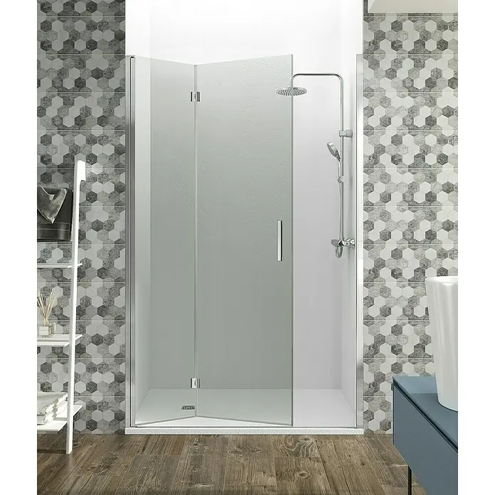 GME Mampara de ducha frontal Glass Plegable C2 - 85 x 195 cm, Espesor de vidrio: 6 mm, Plata brillo, An x Al: 85 (40/40) x 195 cm - Cabina de ducha con puerta de vidrio abatible y herrajes plateados, con un moderno grifo de ducha y un toallero al fondo.