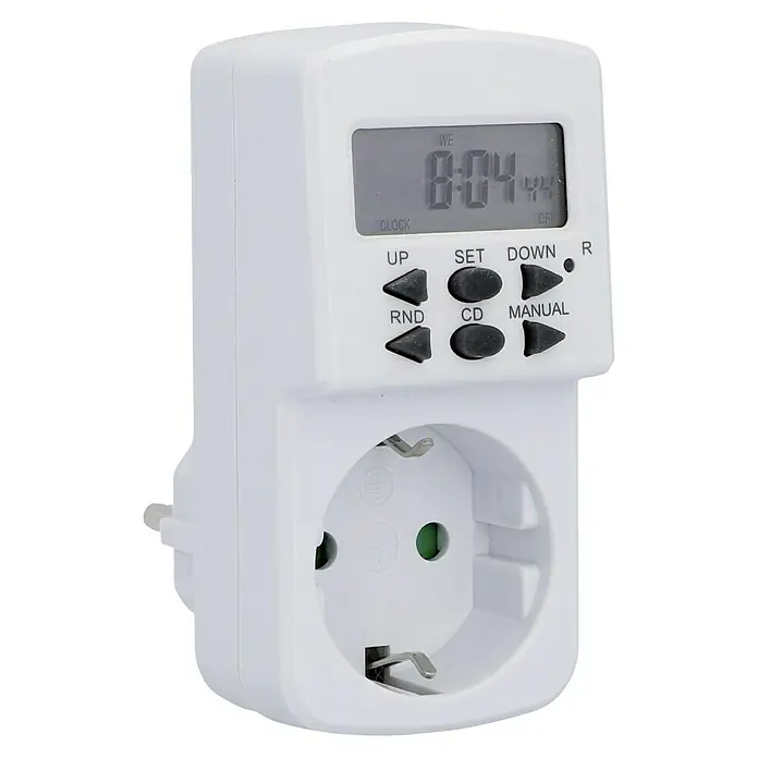 Temporizador - Digital, Potencia de conexión máx.: 1.800 W - Un temporizador digital blanco, con pantalla y botones para programar, junto con una toma de corriente para conectar dispositivos.