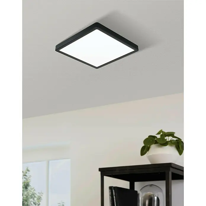 Eglo Fueva 5 LED-Deckenleuchte - 16,5 W, 21 x 21 x 2,8 cm, Schwarz, Neutralweiß - Moderne quadratische LED-Deckenleuchte in Schwarz und Weiß. Diese stilvolle Lampe sorgt für eine gleichmäßige Ausleuchtung im Raum.