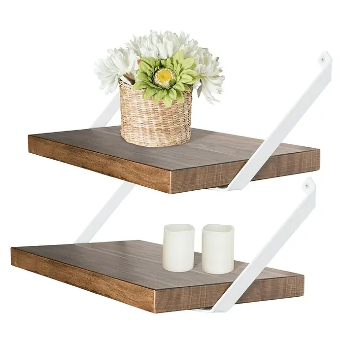 Rei RegalhalterL x B x H: 238 x 38 x 20 mm, Weiß, Belastbarkeit: 15 kg - Zwei Wandregale mit weißem Metallrahmen und Holzplatte. Auf dem oberen Regal steht ein Blumenarrangement und auf dem unteren zwei Kerzen.