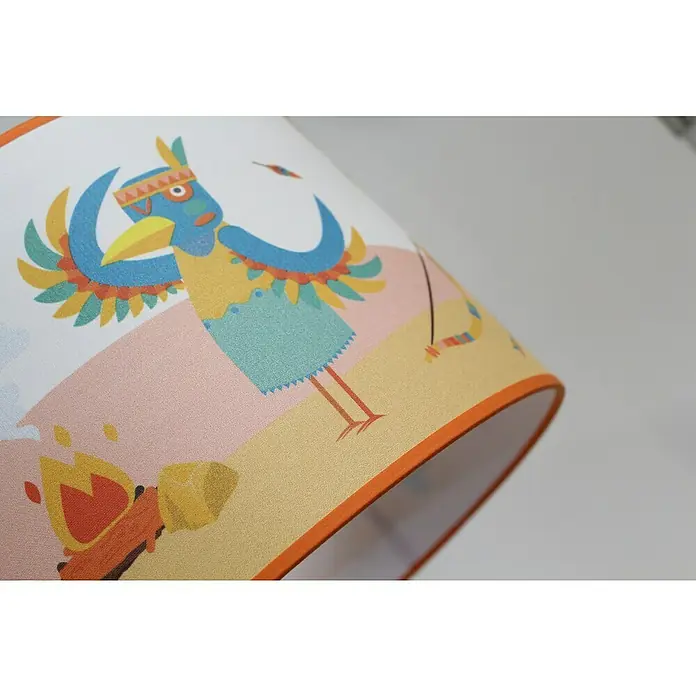 Idp Lampshades Lámpara colgante redonda Indios - 40 W, Ø x Al: 30 x 20 cm, Naranja, E27 - Vista detallada de una pantalla de lámpara que muestra un patrón de pájaros colorido, que añade un ambiente lúdico y infantil.