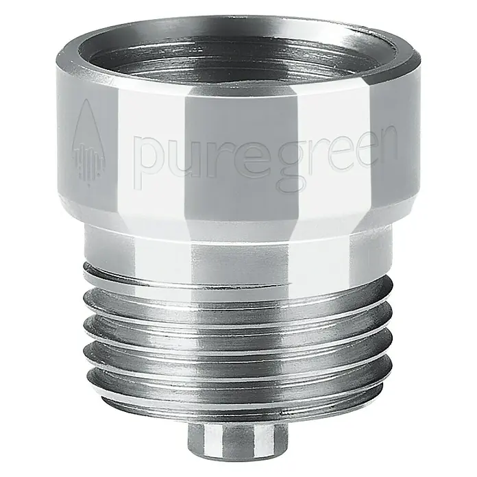 Puregreen Wassersparverschraubung - Geeignet für: Brausearmaturen, Chrom - Nahaufnahme eines glänzenden, silberfarbenen Puregreen-Adapters mit Gewinde und Innengewinde auf schwarzem Hintergrund.