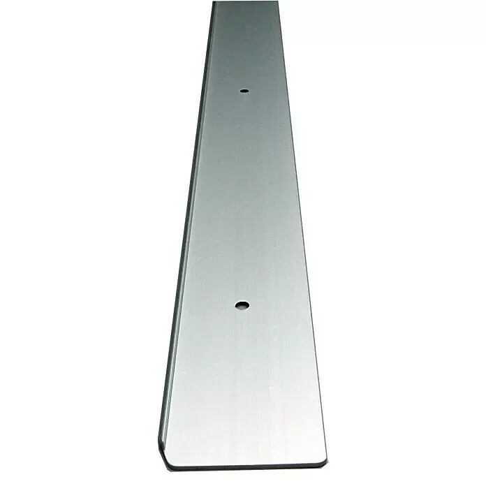 CUCINE Abschlussprofil - 64 x 3,8 cm, Passend für: CUCINE Küchenarbeitsplatten Tiefe 63,5 cm - Lange, silberfarbene Metallleiste mit zwei vorgebohrten Löchern.