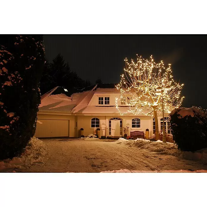 Konstsmide LED-Lichterkette - Außen, Lichtfarbe: Warmweiß, Anzahl Leuchtmittel: 120 Stk., Netzbetrieben - Stimmungsaufnahme
