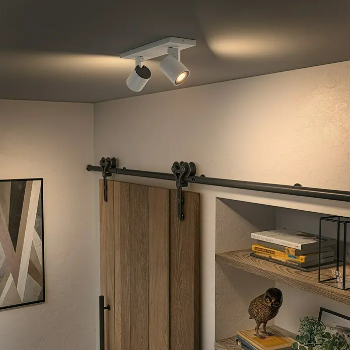 Philips Hue LED-Deckenstrahler RunnerL x B x H: 30,5 x 8,9 x 10,9 cm, 2 Stk. - Deckenleuchte mit zwei verstellbaren Strahlern, ideal für gezielte Beleuchtung in modernem Interieur. Schafft eine gemütliche Atmosphäre.