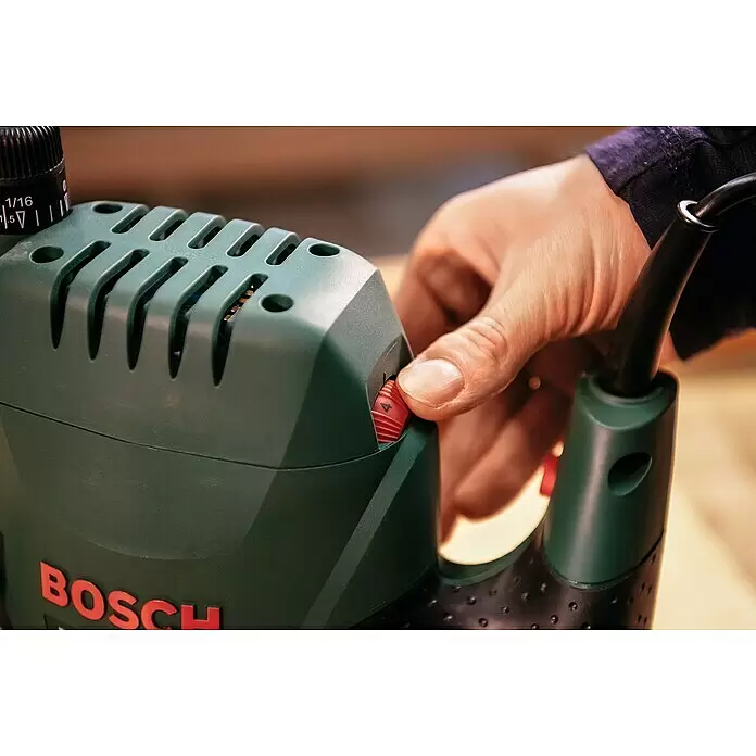 Bosch Oberfräse POF 1400 ACE - 1.400 W, 55 mm - Detailaufnahme