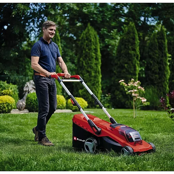 Einhell Professional Power X-Change 18V Akku-Rasenmäher GP-CM 36/41 Li - 18 V, 2 Akkus, 4 Ah, Schnittbreite: 41 cm - Anwendungsbeispiel