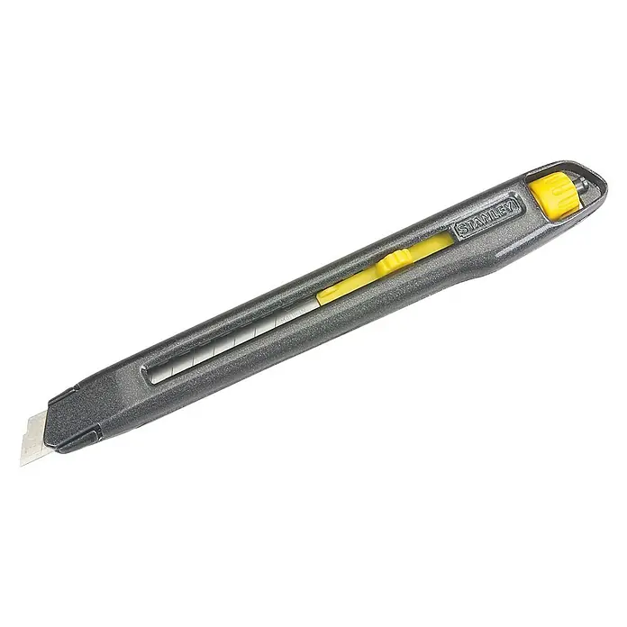 Stanley Cuttermesser Interlock - Klingenbreite: 9 mm, Abbrechklinge - Graues Stanley Cuttermesser mit gelbem Schieber und Klingenabschnitten, ideal für präzises Schneiden.