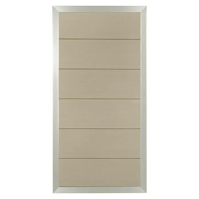 Sichtschutzelement Roma - 90 x 180 cm, Sand - Nahaufnahme einer modernen Tür mit horizontalen Paneelen und einem silbernen Rahmen, ideal für modernes Design.