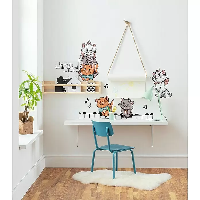 Komar Wandtattoo Disney Aristocats Kittens - Braun, Blau, Gelb, Weiß, 50 x 70 cm, 7 -tlg. - Stimmungsaufnahme