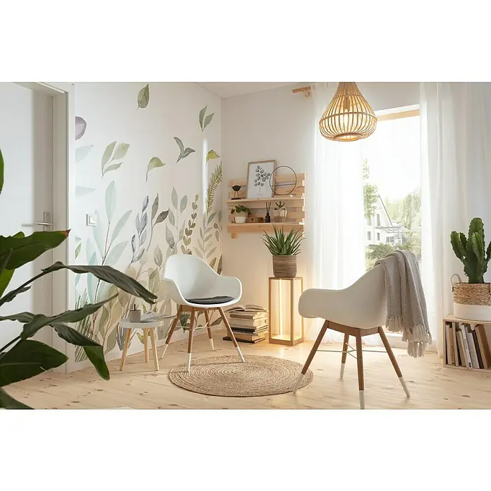ProArt Bild - Eukalyptus II, B x H: 33 x 43 cm - Ein gemütliches Wohnzimmer mit zwei modernen weißen Stühlen, einem runden Teppich und natürlichen Dekoelementen. Die grüne Wandgestaltung sorgt für Frische.